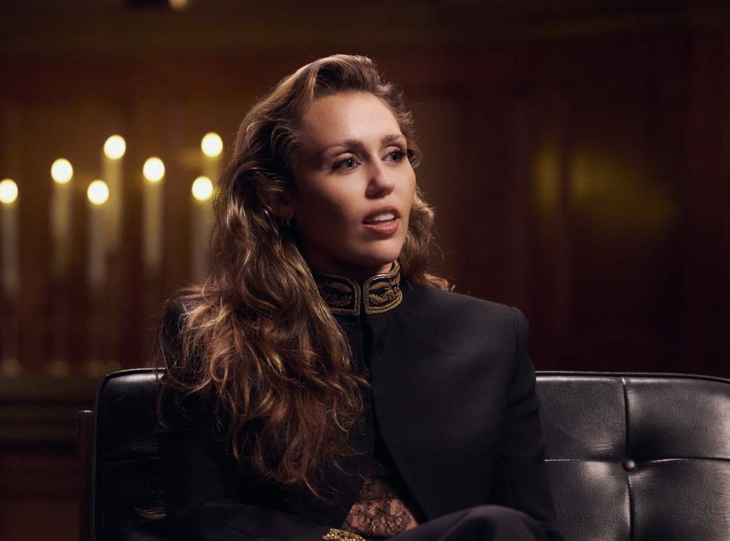 miley cyrus a the zane lowe show su apple musica 1