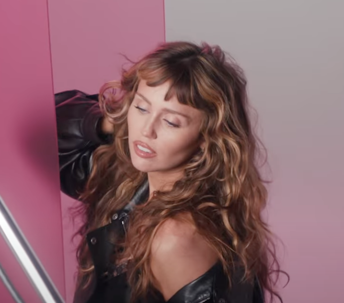 miley cyrus maybelline