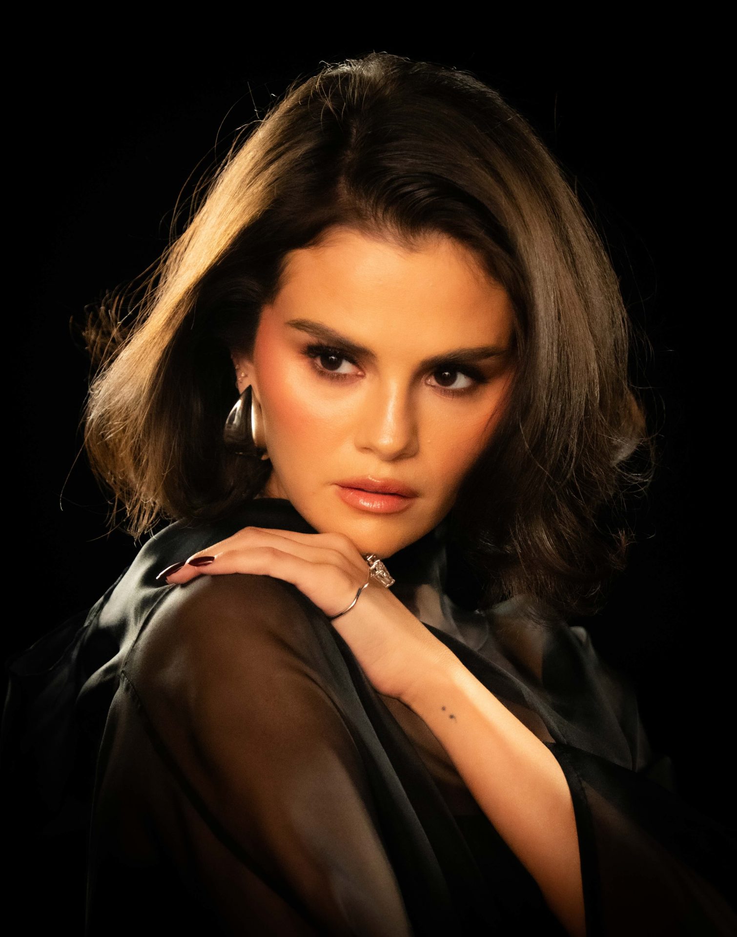 in the dark selena gomez