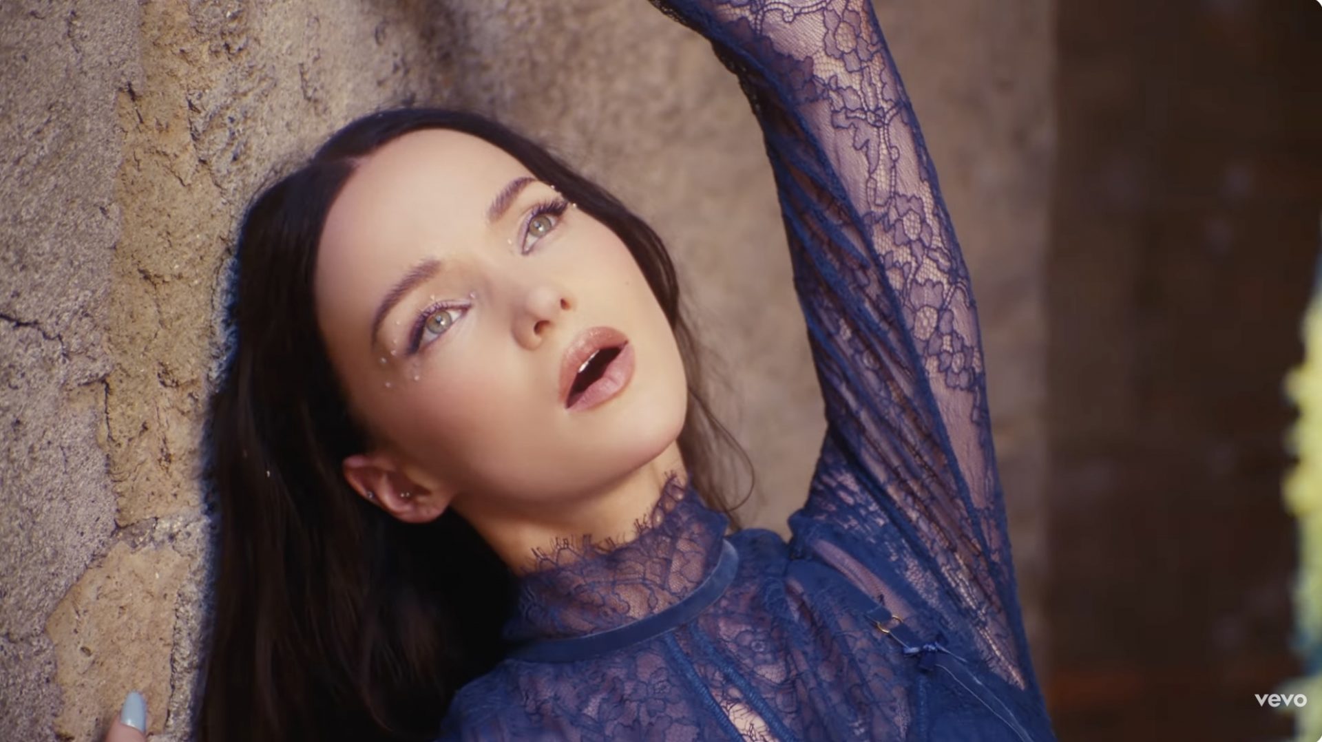 when in rome - dove cameron